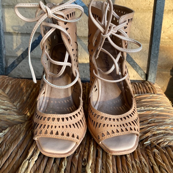 Jeffrey Campbell Nude Rodillo Wedges Pumps - Picture 4 of 10